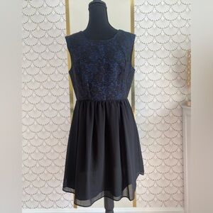 Women's Navy Blue & Black Knee Length Cocktail Dress with V-Neck Back
